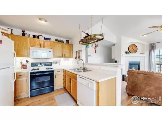 Photo #5: 995619 Listing