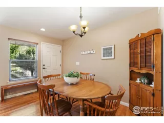 Photo #6: 995746 Listing