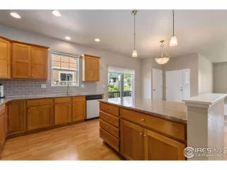 Photo #6: 995859 Listing