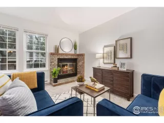 Photo #2: 995862 Listing