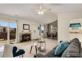 Photo #6: 995907 Listing