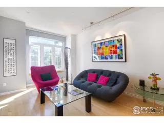 Photo #2: 995924 Listing