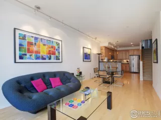 Photo #3: 995924 Listing