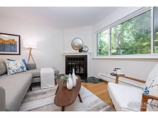 Photo #4: 995935 Listing 