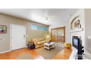 Photo #5: 995953 Listing