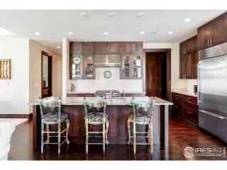 Photo #4: 995985 Listing