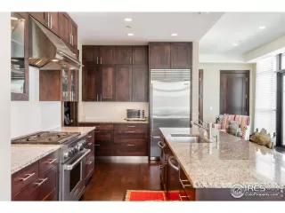 Photo #5: 995985 Listing