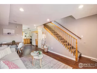 Photo #1: 995995 Listing