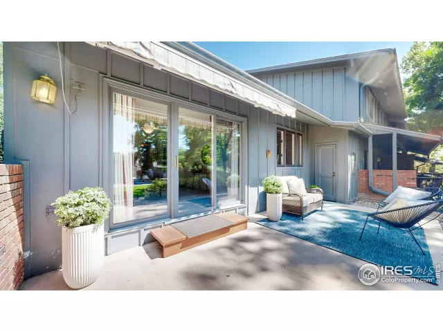 MLS: 996033 Condo For Sale