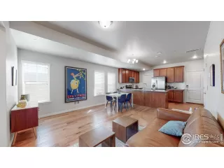 Photo #3: 996087 Listing