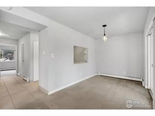 Photo #6: 996267 Listing