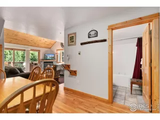 Photo #2: 996326 Listing