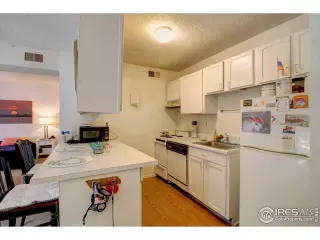 Photo #5: 996344 Listing 