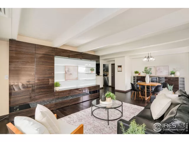 MLS: 996423 Condo For Sale