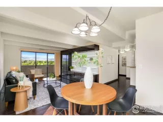 Photo #5: 996423 Listing