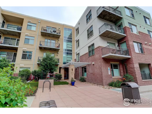 MLS: 996428 Condo For Sale