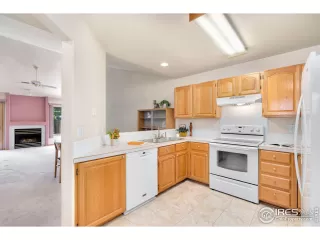 Photo #5: 996439 Listing