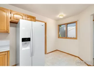 Photo #6: 996439 Listing