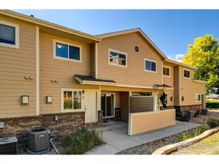 Photo #4: 996488 Listing