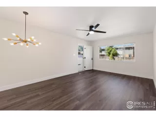 Photo #5: 996585 Listing