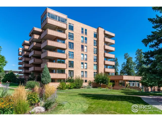 MLS: 996726 Condo For Sale