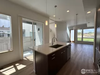 Photo #1: 996750 Listing