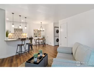 Photo #5: 996850 Listing 