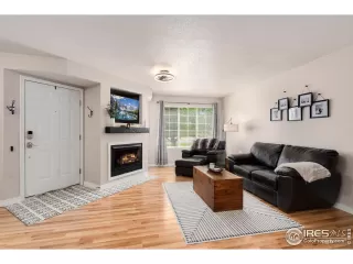 Photo #5: 997056 Listing