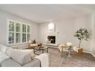 Photo #3: 997074 Listing