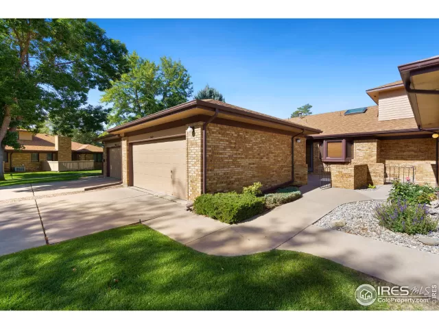 MLS: 997084 Condo For Sale