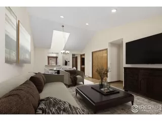 Photo #3: 997084 Listing