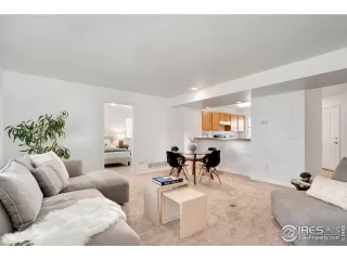 Photo #4: 997089 Listing