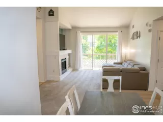 Photo #3: 997118 Listing