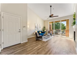 Photo #6: 997177 Listing