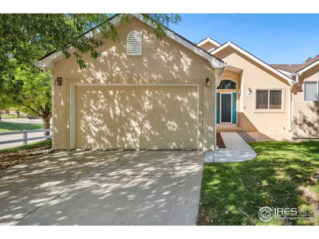 MLS: 997196 Condo For Sale