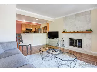 Photo #6: 997199 Listing