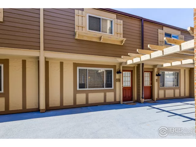MLS: 997267 Condo For Sale