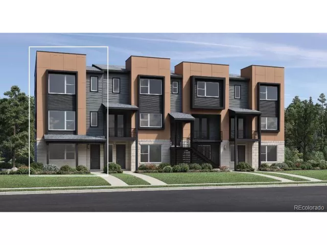 MLS: 9972692 Condo For Sale