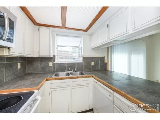 Photo #6: 997302 Listing