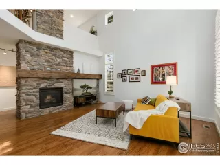 Photo #4: 997441 Listing