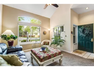 Photo #2: 9974615 Listing