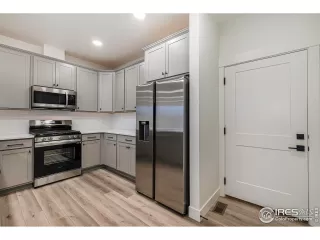 Photo #4: 997478 Listing