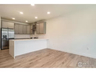 Photo #2: 997492 Listing 