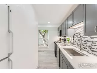 Photo #4: 997499 Listing 