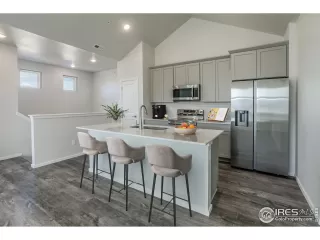 Photo #2: 997511 Listing