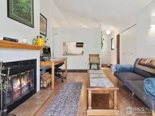 Photo #2: 997604 Listing