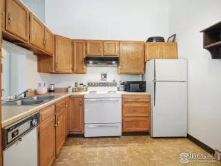 Photo #5: 997604 Listing