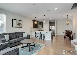 Photo #6: 997609 Listing