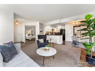 Photo #3: 997637 Listing