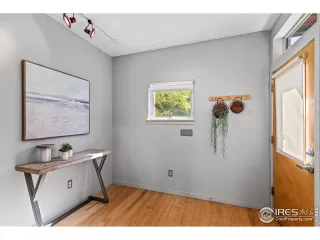 Photo #2: 997681 Listing 